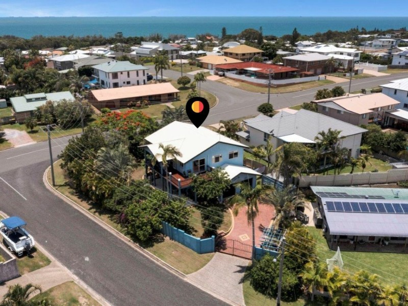 51 Booth Avenue, Tannum Sands QLD 4680