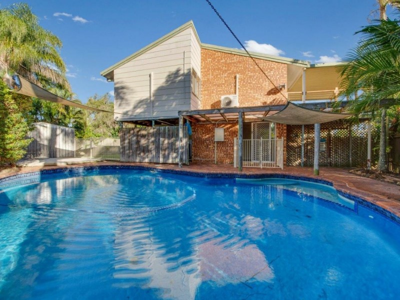 109 Tarcoola Drive, Boyne Island QLD 4680