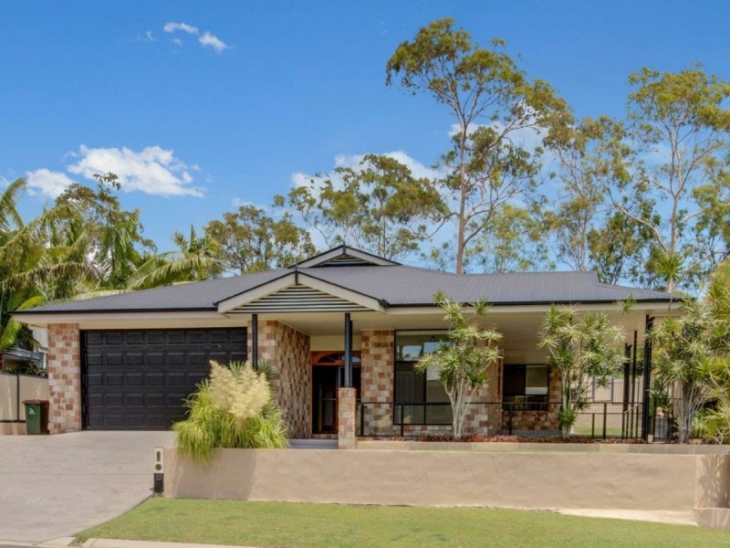 10 Lighthouse Drive, Boyne Island QLD 4680