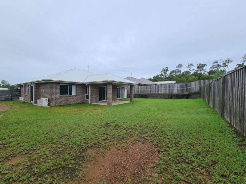 8 Corimba Parade, Boyne Island QLD 4680