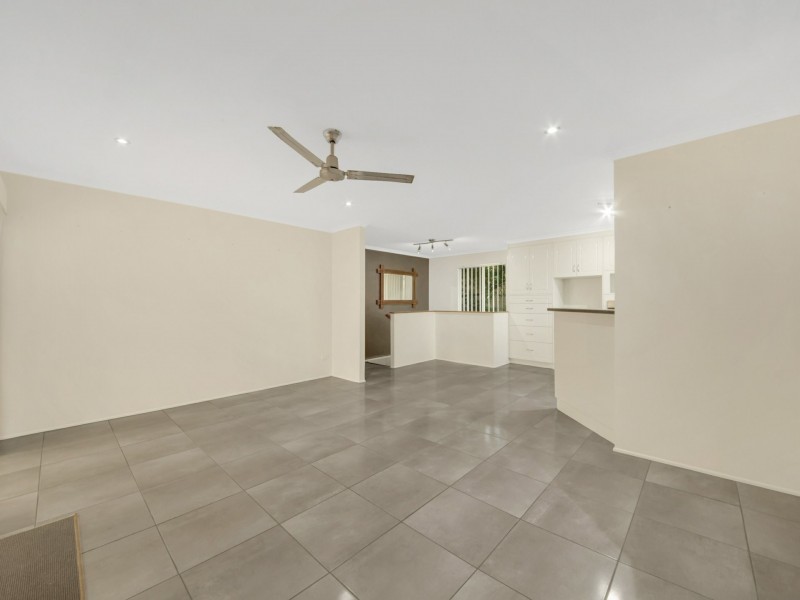 24 Crest Avenue, Boyne Island QLD 4680