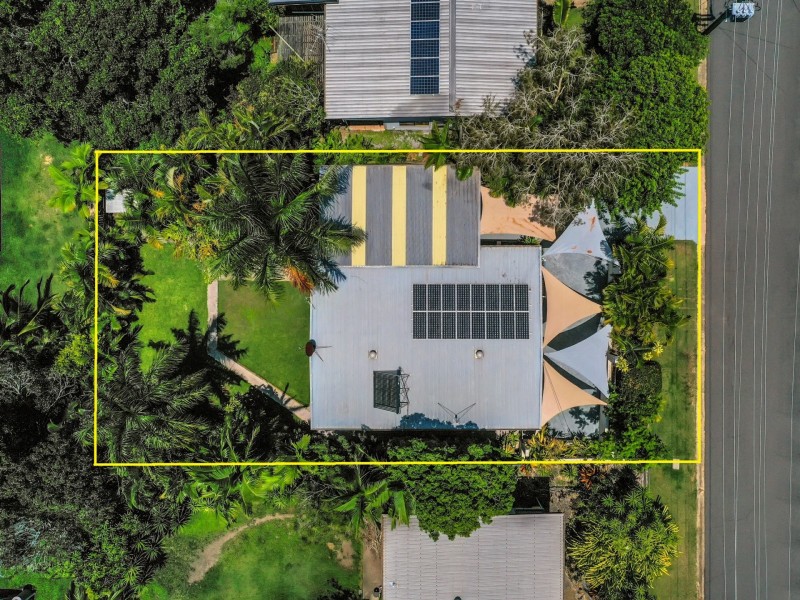 24 Crest Avenue, Boyne Island QLD 4680