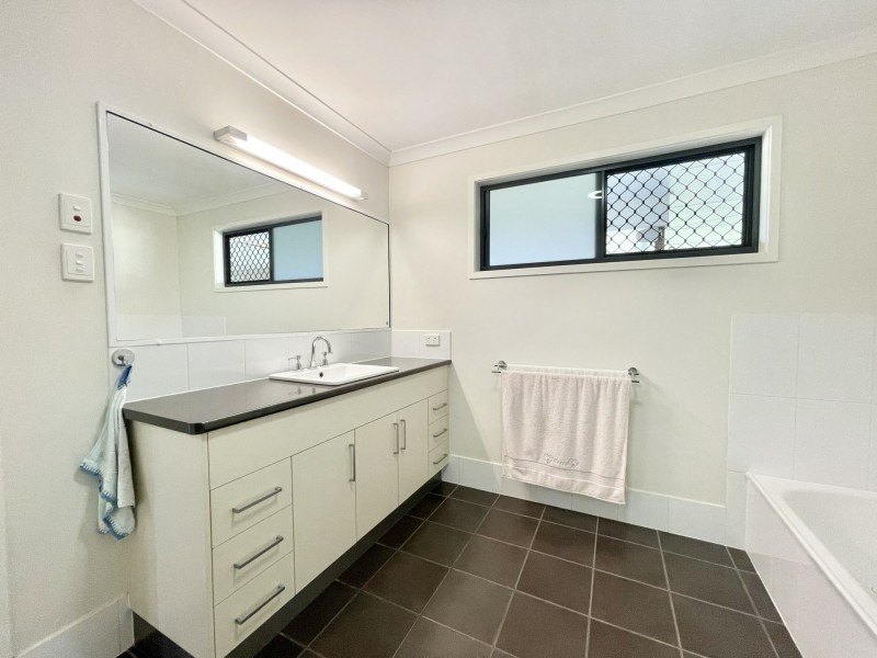 239 Messmate Drive, Miriam Vale QLD 4677