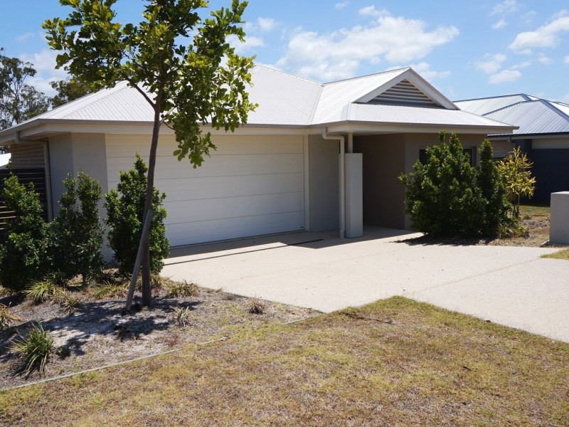 36 Tulipwood Cct, Boyne Island QLD 4680
