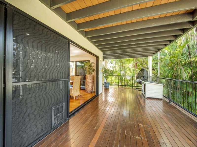 6 Wyndham Avenue, Boyne Island QLD 4680