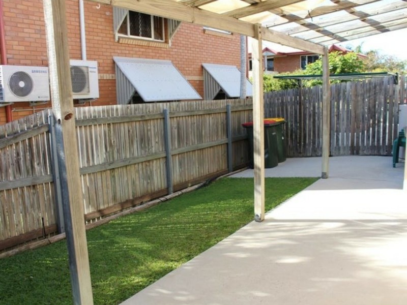 Unit 1/2 Hampton Drive, Tannum Sands QLD 4680