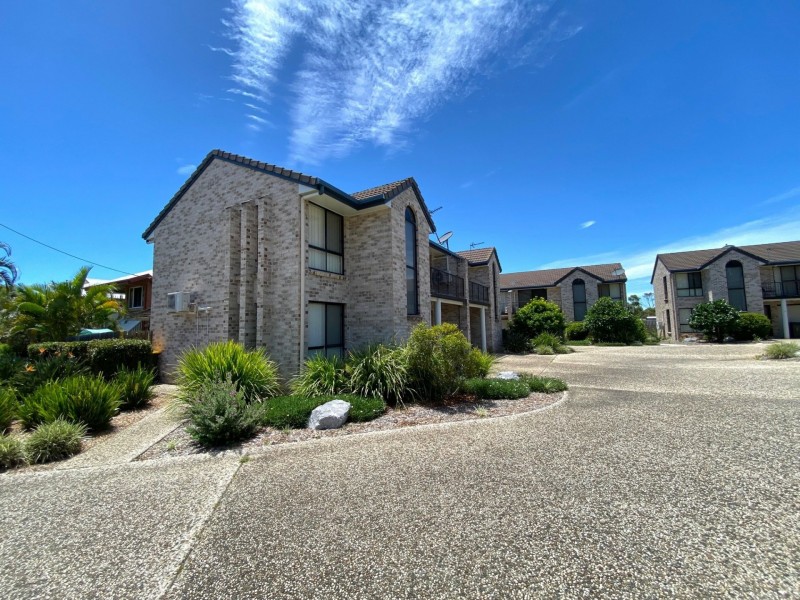 Unit 1/2 Hampton Drive, Tannum Sands QLD 4680