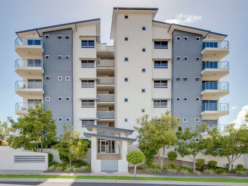 18/2 The Promenade, Boyne Island QLD 4680
