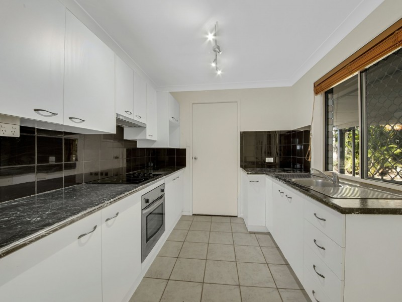 8 Keating Street, Tannum Sands QLD 4680
