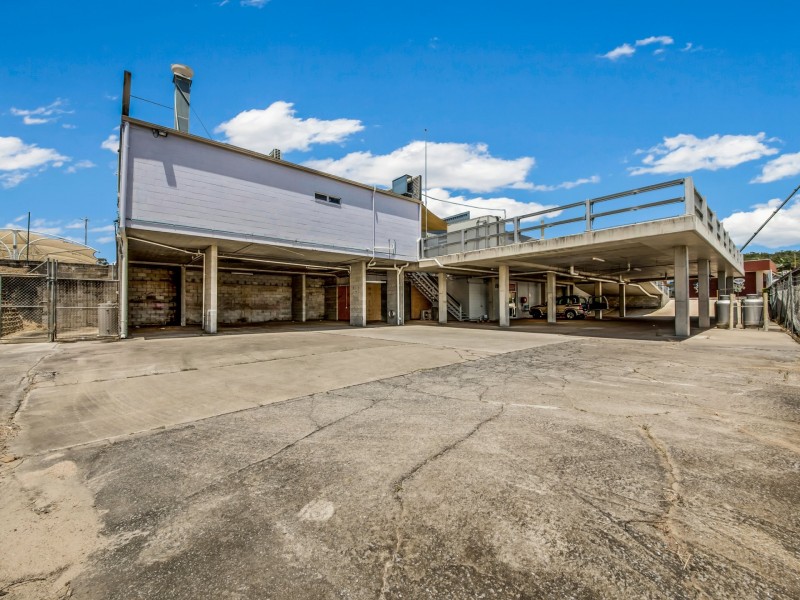 5 Gilbert Court, Boyne Island QLD 4680