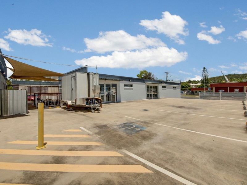 5 Gilbert Court, Boyne Island QLD 4680