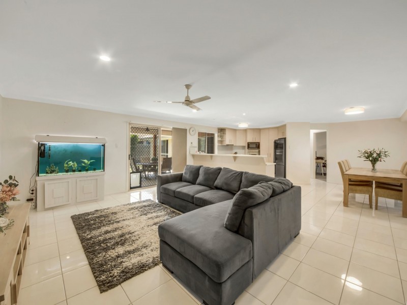 48 Bauhinia Street, Boyne Island QLD 4680