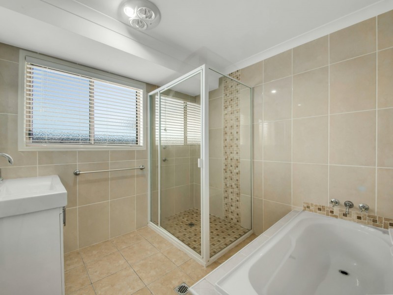 48 Bauhinia Street, Boyne Island QLD 4680
