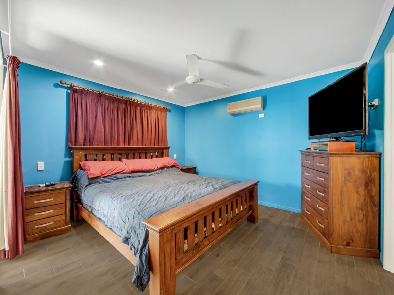 22 Richard Street, Boyne Island QLD 4680