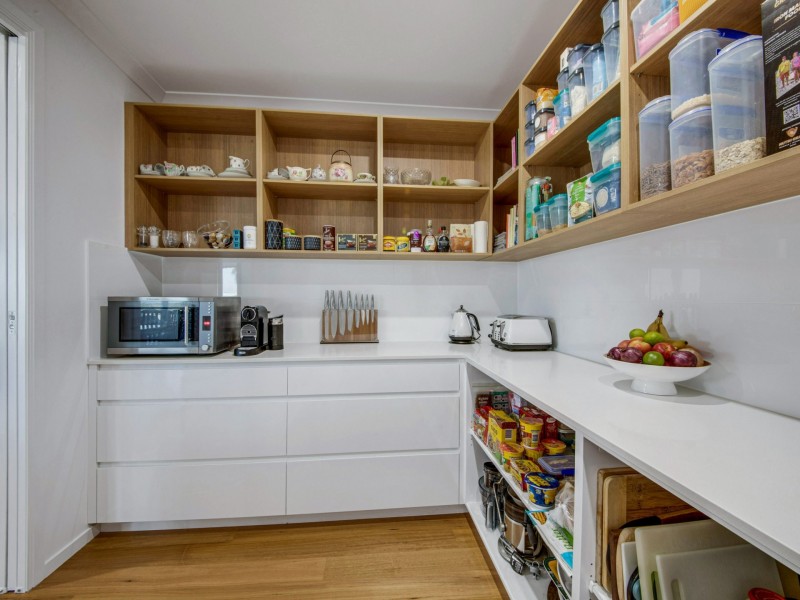 34 Booth Avenue, Tannum Sands QLD 4680