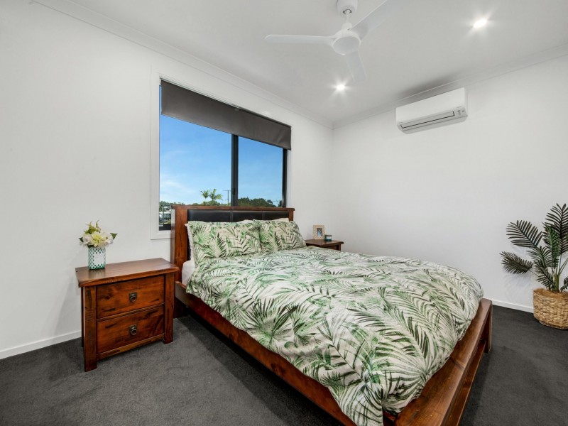 34 Booth Avenue, Tannum Sands QLD 4680