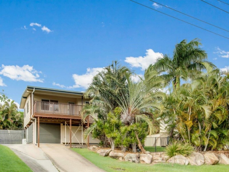 19 TYSON CRESCENT, Tannum Sands QLD 4680