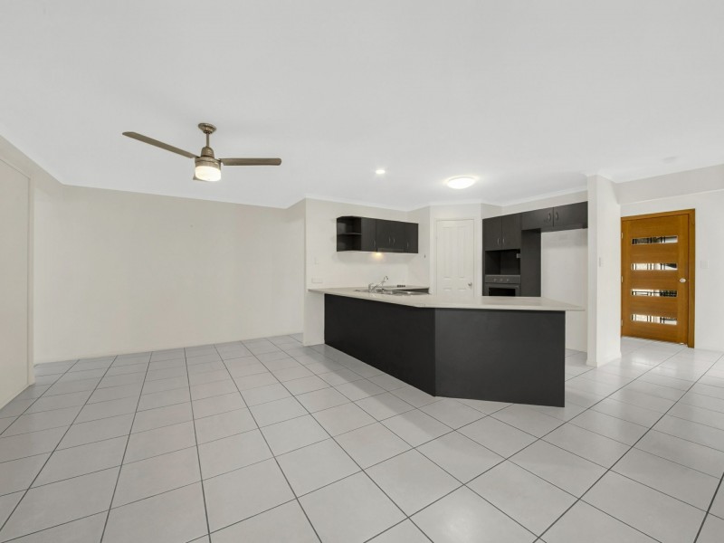 12 Stella Street, Boyne Island QLD 4680