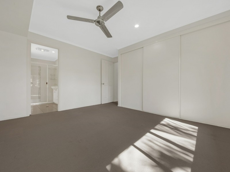 12 Stella Street, Boyne Island QLD 4680