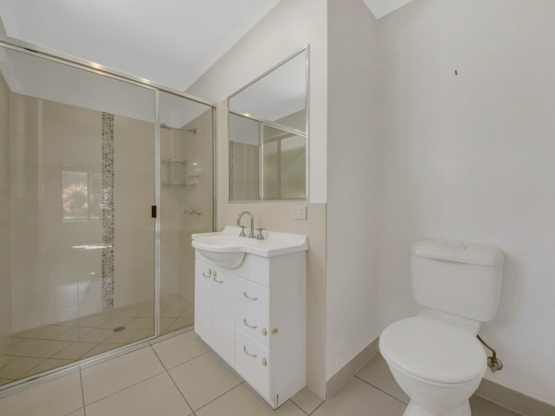 12 Stella Street, Boyne Island QLD 4680