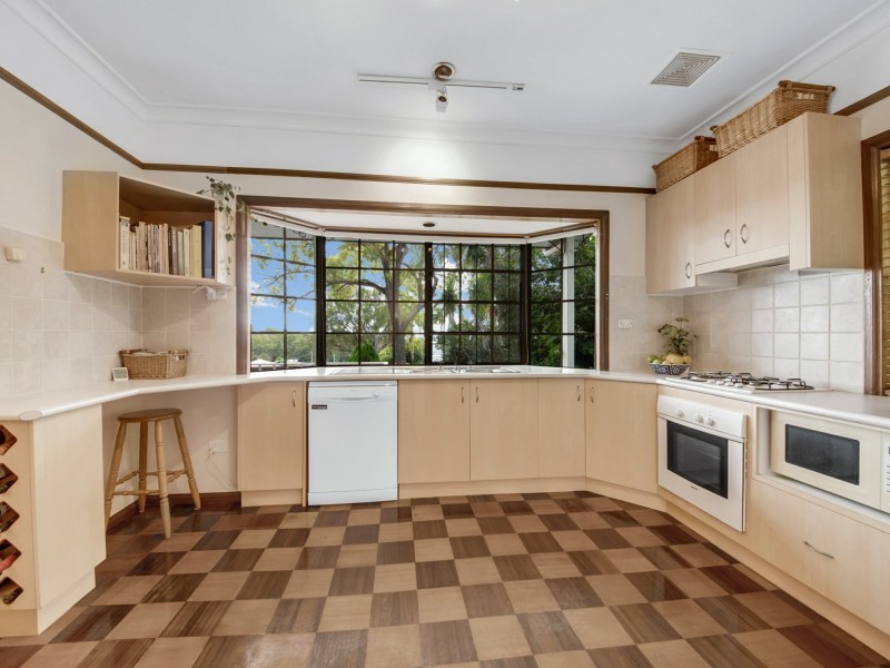 7 Creek Road, Tannum Sands QLD 4680