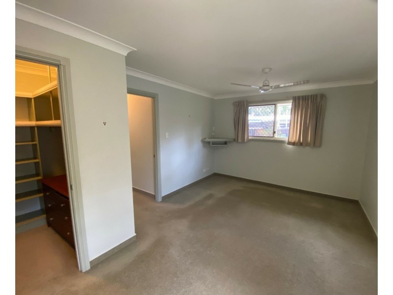23/1 Jacaranda Drive, Boyne Island QLD 4680