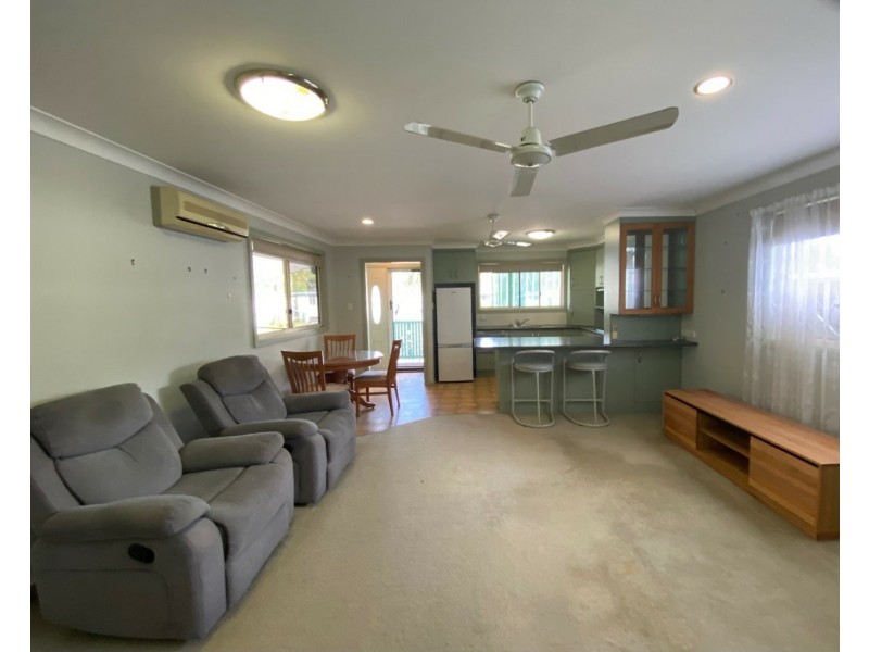 23/1 Jacaranda Drive, Boyne Island QLD 4680