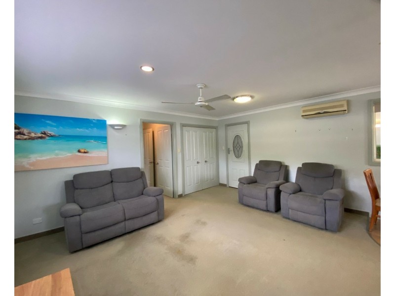 23/1 Jacaranda Drive, Boyne Island QLD 4680