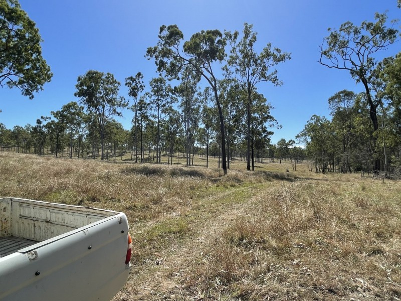 258 Donaldsons Road, Foreshores QLD 4678