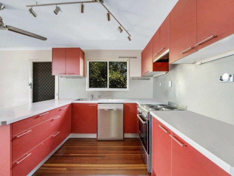 28 Amaroo Street, Boyne Island QLD 4680