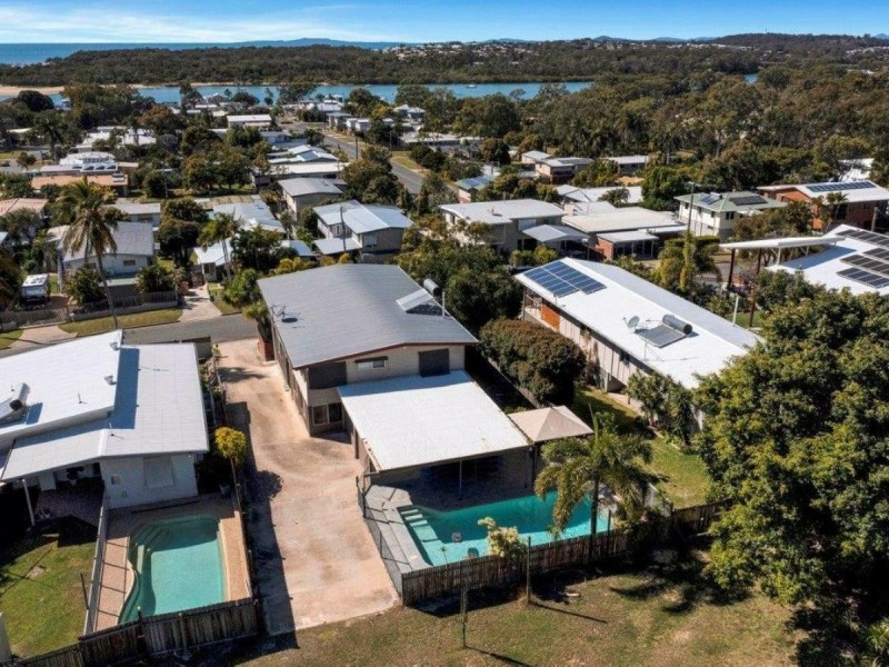 28 Amaroo Street, Boyne Island QLD 4680