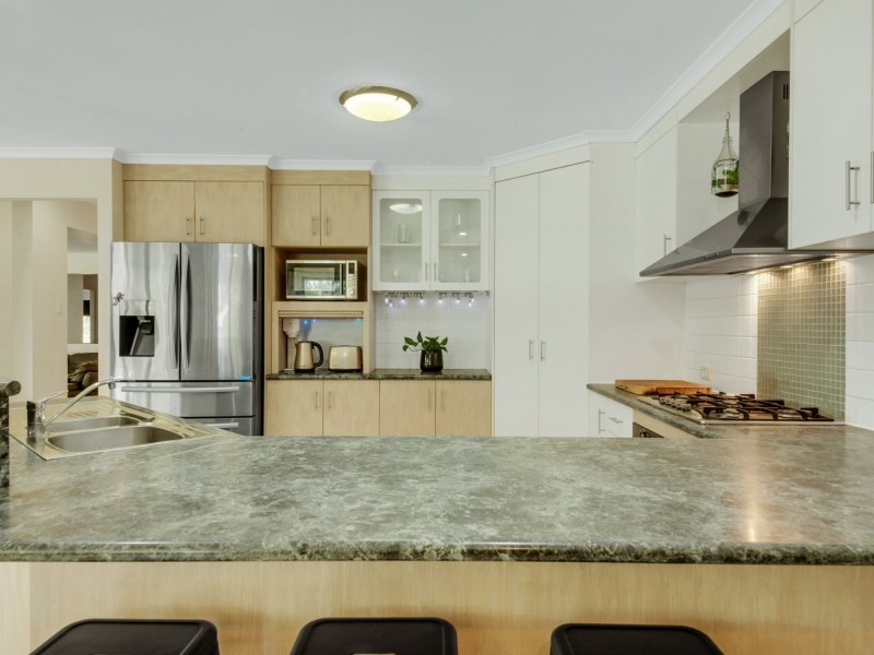 13 Ronald Crescent, Benaraby QLD 4680