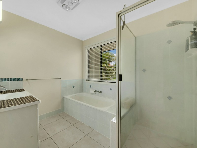 13 Ronald Crescent, Benaraby QLD 4680