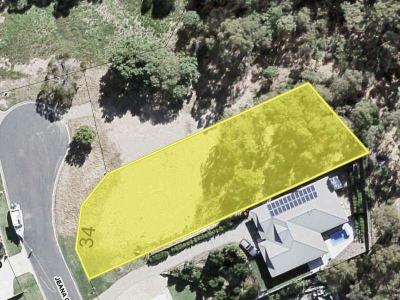 34 Jeana Close, Boyne Island QLD 4680