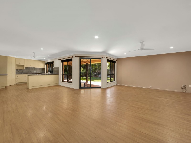 11 Pryde Street, Tannum Sands QLD 4680