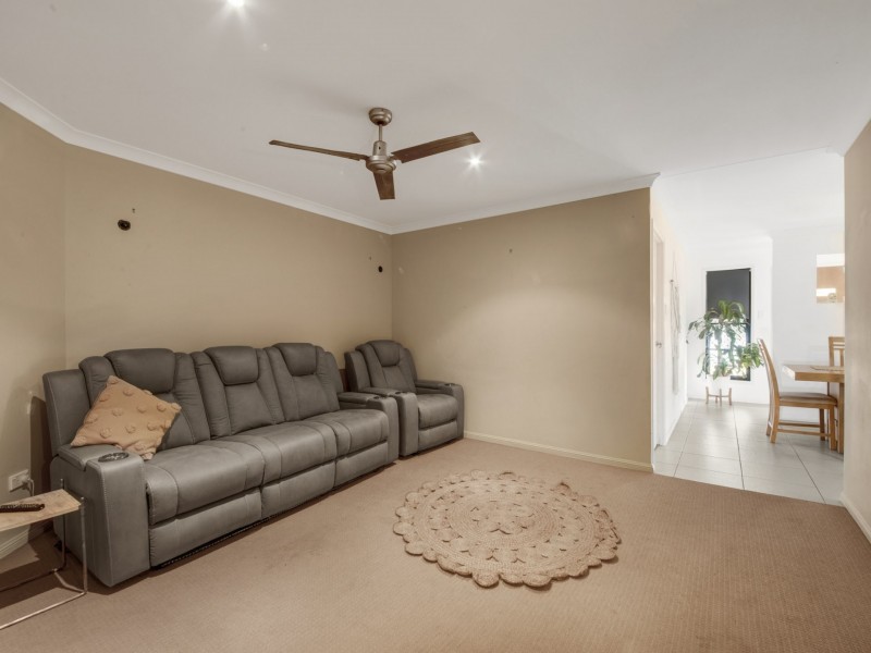 27 Lighthouse Drive, Boyne Island QLD 4680