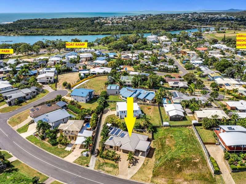 27 Lighthouse Drive, Boyne Island QLD 4680