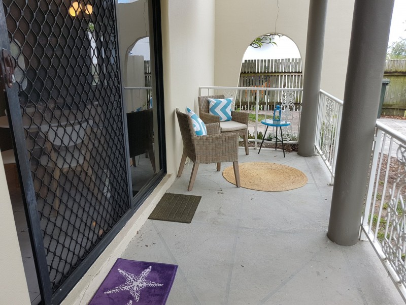 2/32 Beach Avenue, Tannum Sands QLD 4680