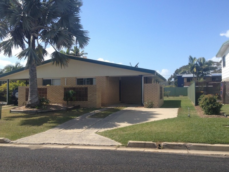 2/14 Alexander Street, Boyne Island QLD 4680