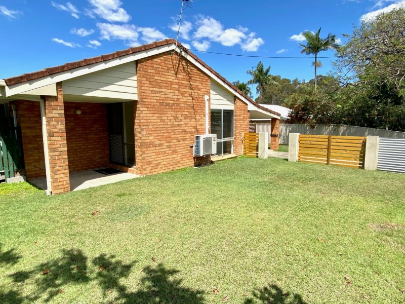 68 Malpas Street, Boyne Island QLD 4680