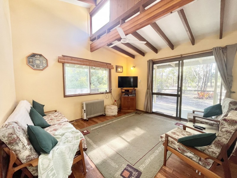 327 Bells Road, Rodds Bay QLD 4678