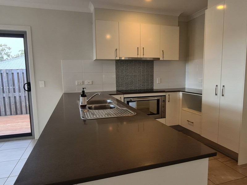 35 Koolivoo Parade, Boyne Island QLD 4680