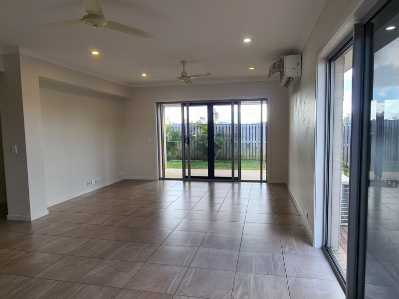 35 Koolivoo Parade, Boyne Island QLD 4680