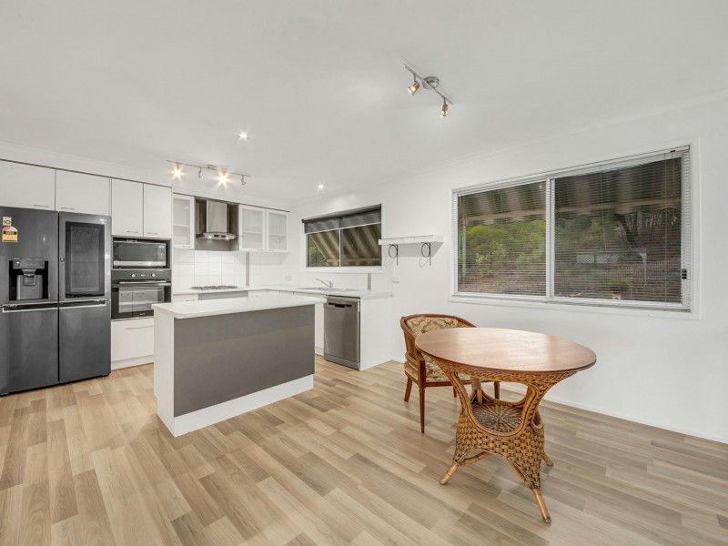 12 Tasman Court, Boyne Island QLD 4680