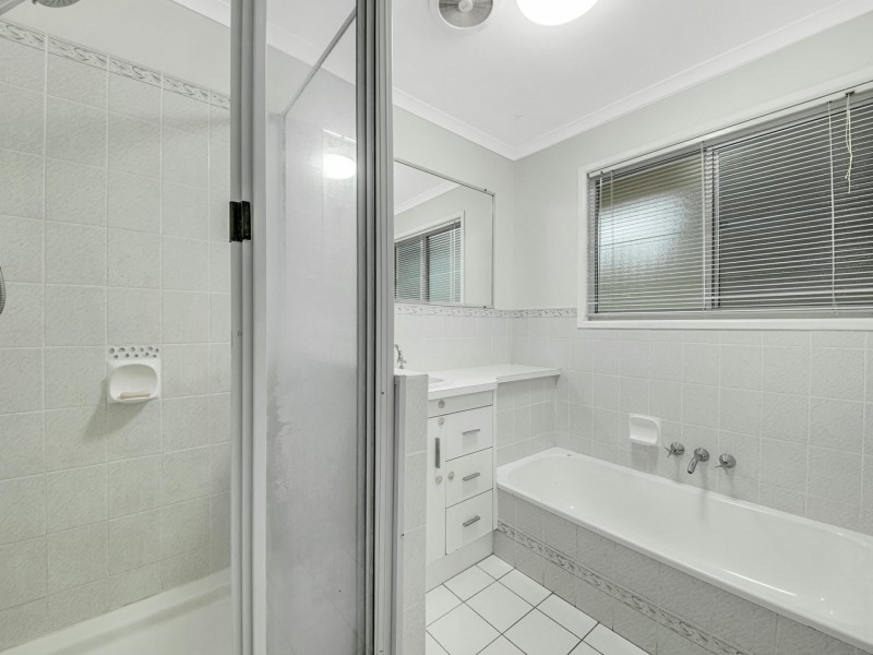12 Tasman Court, Boyne Island QLD 4680