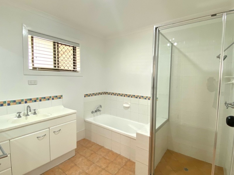 15 Latrobe Street, Tannum Sands QLD 4680