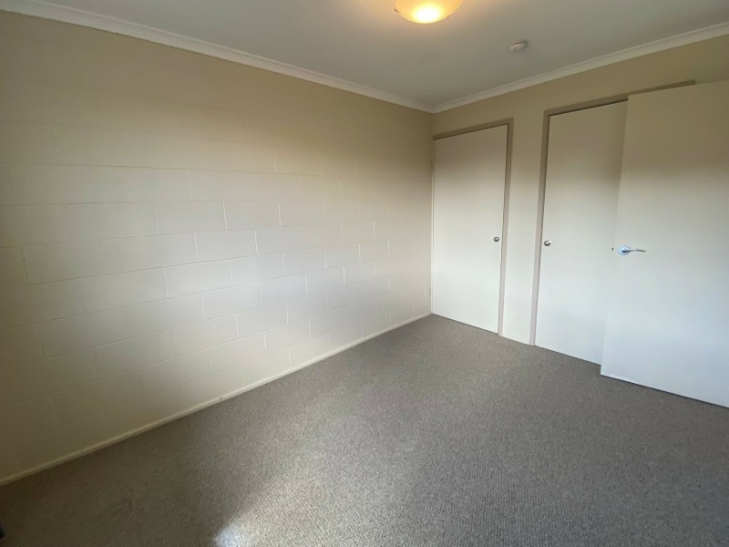 Unit 4/4 Wyndham Ave, Boyne Island QLD 4680
