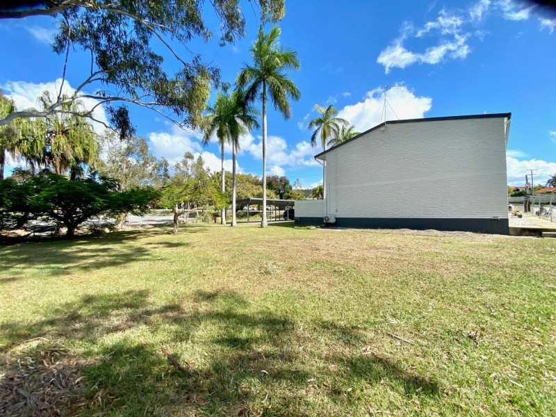 Unit 4/4 Wyndham Ave, Boyne Island QLD 4680