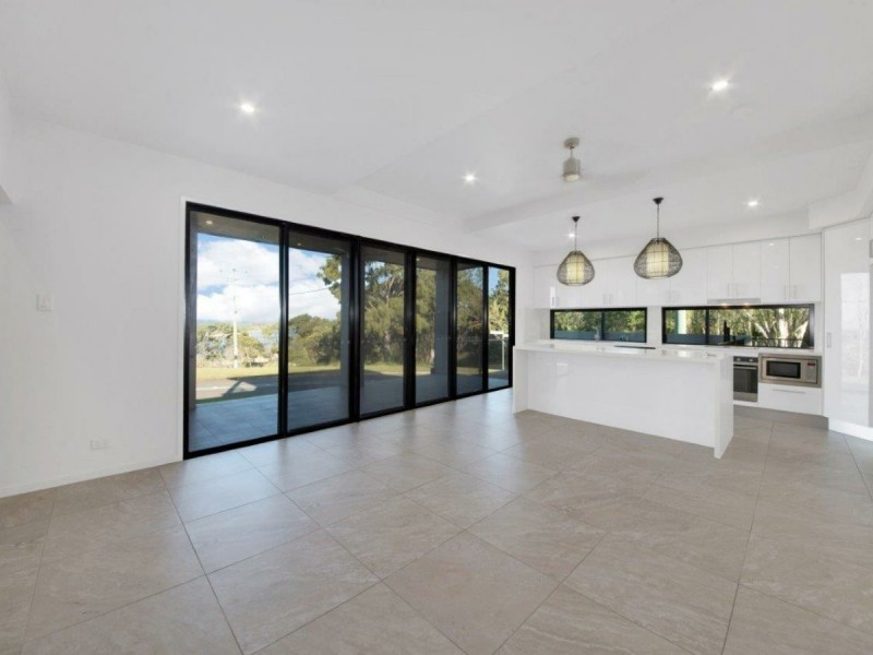 1 Ocean Street, Tannum Sands QLD 4680