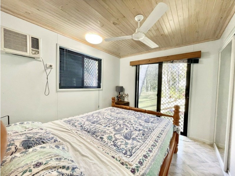 196 Bells Road, Rodds Bay QLD 4678